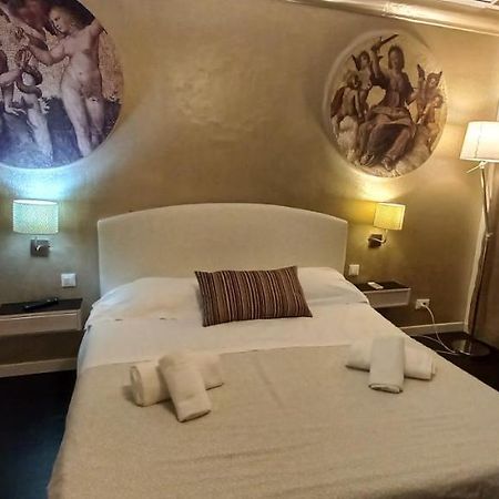 Casa Vacanze Felicita โรม ภายนอก รูปภาพ
