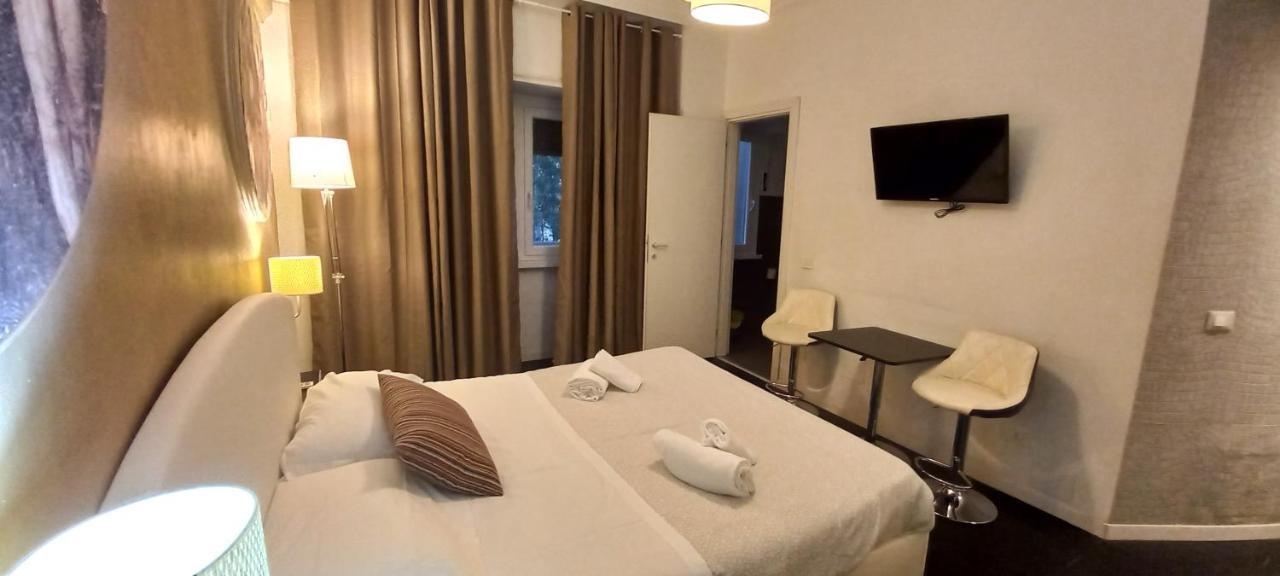 Casa Vacanze Felicita โรม ภายนอก รูปภาพ